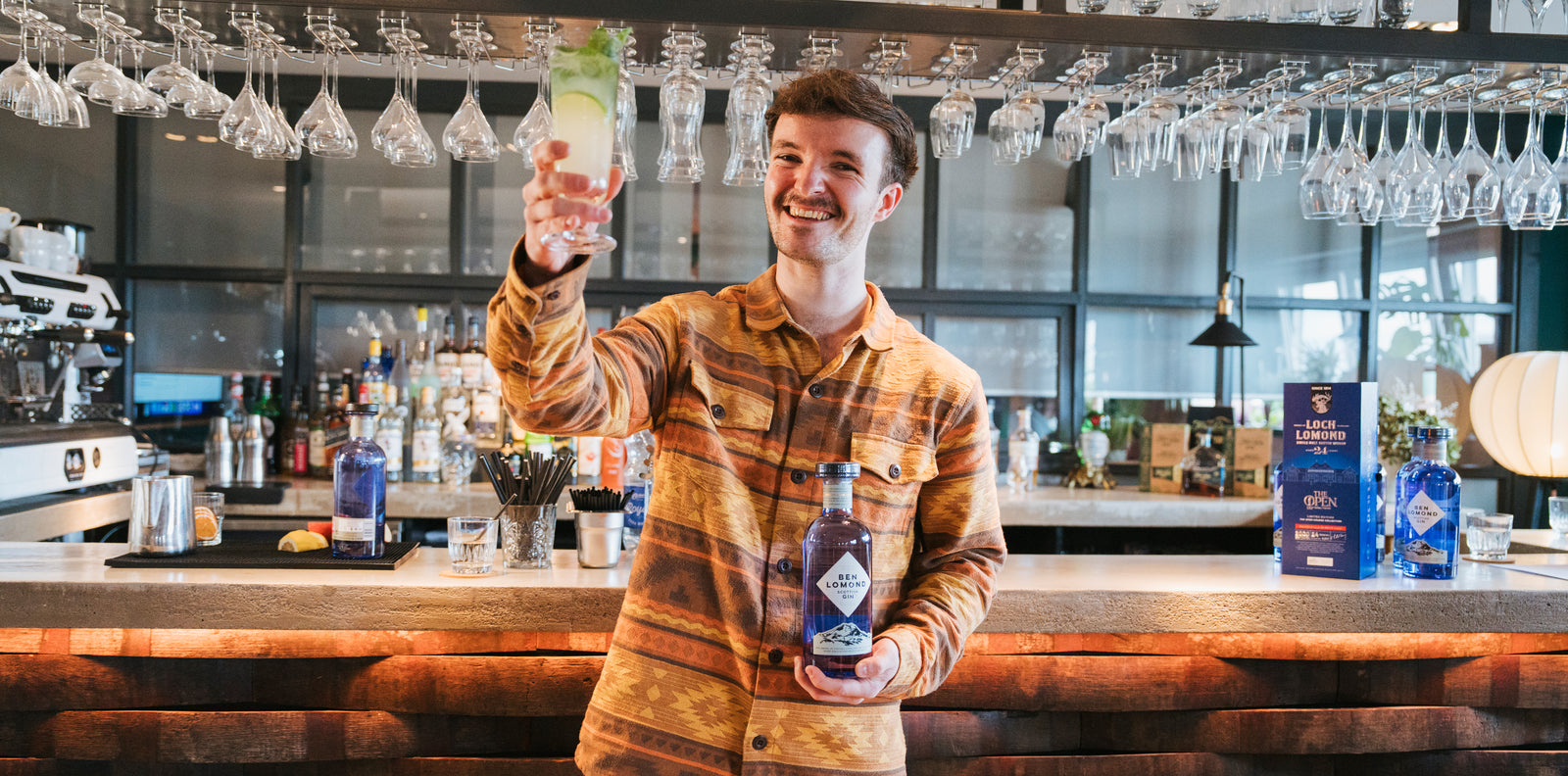 Serve of the Open and Bartender